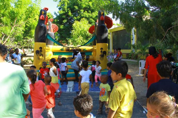 mbh-kids-playing